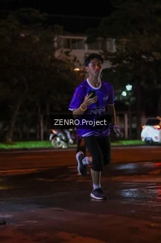 Runner Photo 1703666