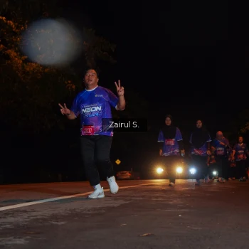 Runner Photo 1703674