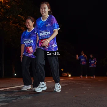 Runner Photo 1703689