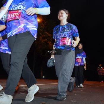 Runner Photo 1703722