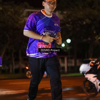 Runner Photo 1703723