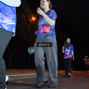 Runner Photo 1703726