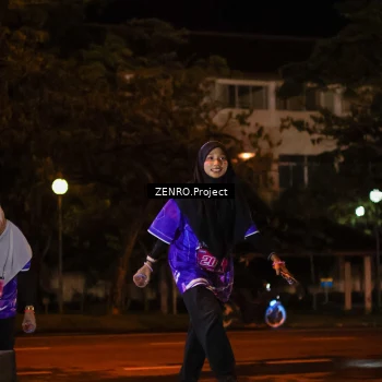 Runner Photo 1703737