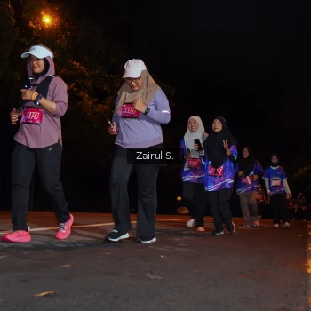 Runner Photo 1703743