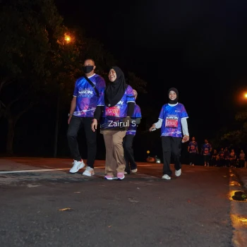 Runner Photo 1703758