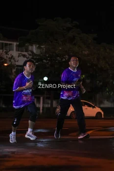 Runner Photo 1703769