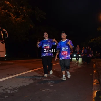 Runner Photo 1703781