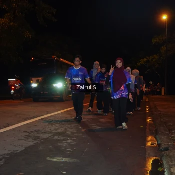 Runner Photo 1703787
