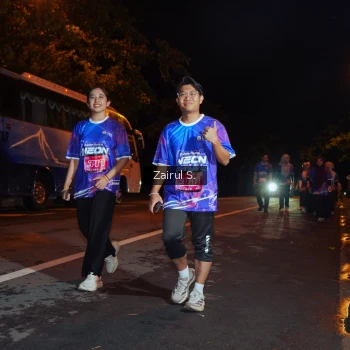 Runner Photo 1703788