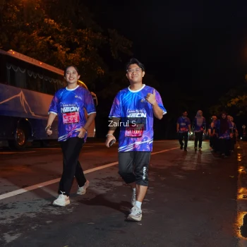 Runner Photo 1703789