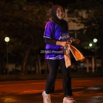 Runner Photo 1703812