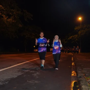 Runner Photo 1703825