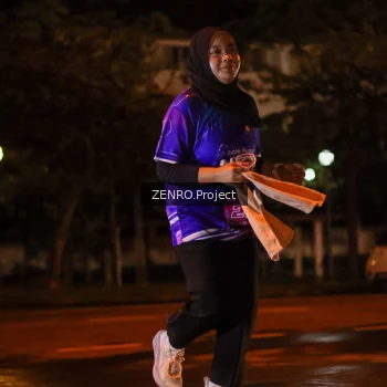 Runner Photo 1703828