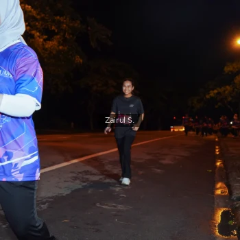 Runner Photo 1703841