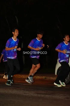 Runner Photo 1703848