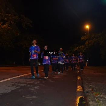 Runner Photo 1703854