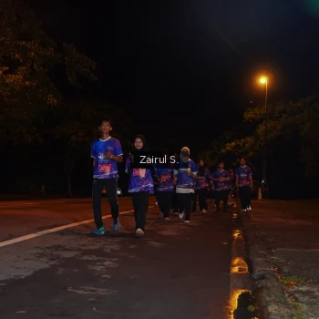 Runner Photo 1703856