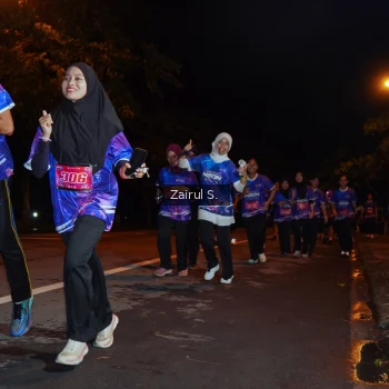 Runner Photo 1703864