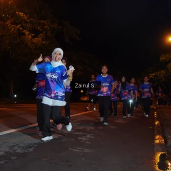 Runner Photo 1703872