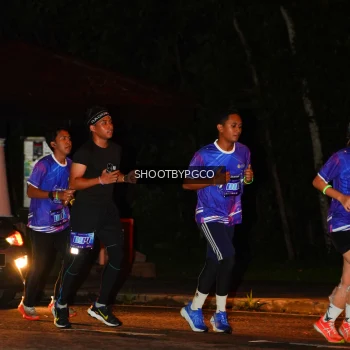 Runner Photo 1703873