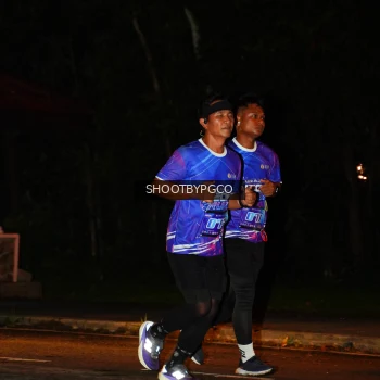 Runner Photo 1703874