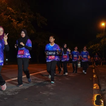 Runner Photo 1703878