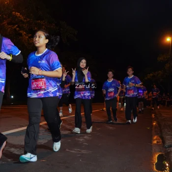 Runner Photo 1703885