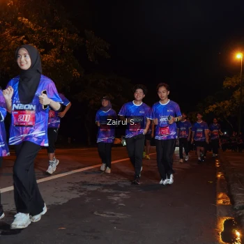 Runner Photo 1703890