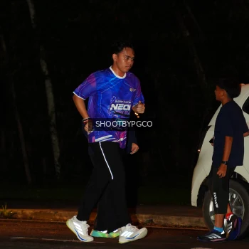 Runner Photo 1703894