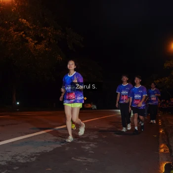 Runner Photo 1703903
