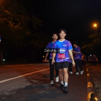 Runner Photo 1703910