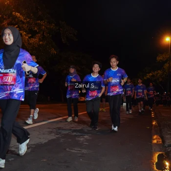 Runner Photo 1703912