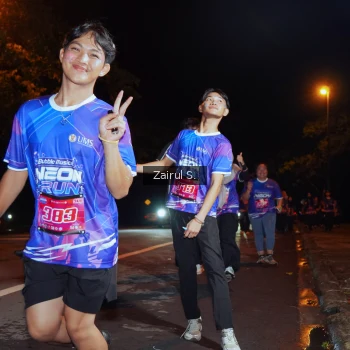Runner Photo 1703918