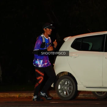 Runner Photo 1703924