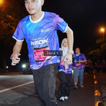 Runner Photo 1703927