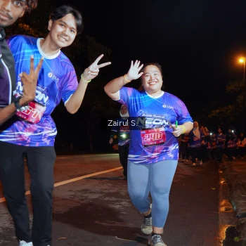 Runner Photo 1703938