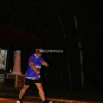 Runner Photo 1703964