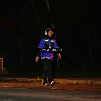 Runner Photo 1703995