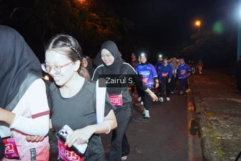 Runner Photo 1704001