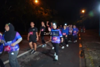 Runner Photo 1704006