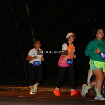 Runner Photo 1704019