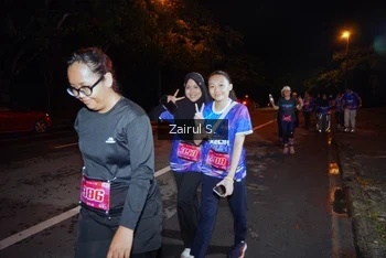 Runner Photo 1704030
