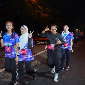 Runner Photo 1704032