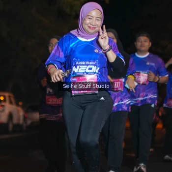 Runner Photo 1704062