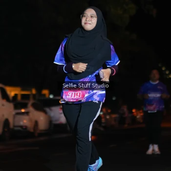Runner Photo 1704066
