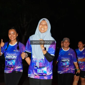 Runner Photo 1704068