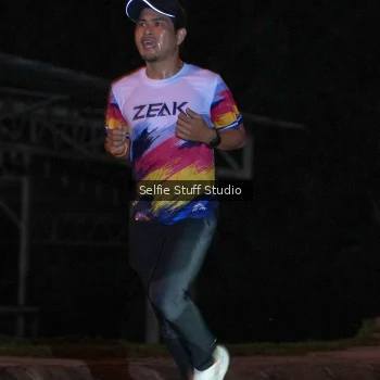 Runner Photo 1704097