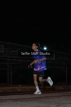 Runner Photo 1704110