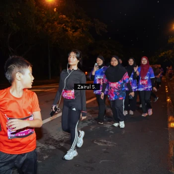 Runner Photo 1704147