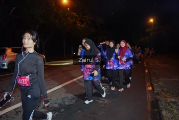 Runner Photo 1704154